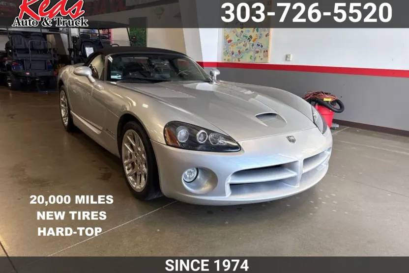 2005 Dodge Viper SRT10 photo 1