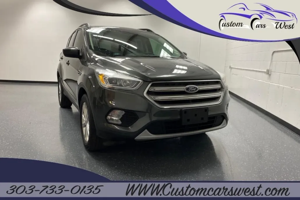 2018 Ford Escape SEL photo 1