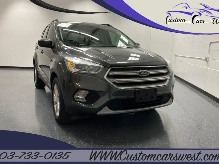 2018 Ford Escape SEL photo 1
