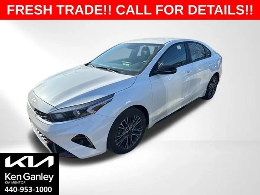 2023 Kia Forte GT-Line photo 1