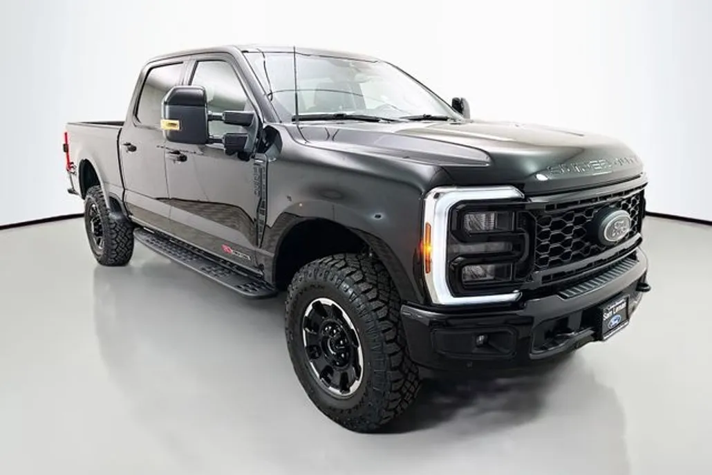 2025 Ford F-250 photo 1