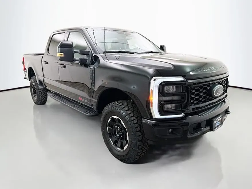 2025 Ford F-250 photo 1