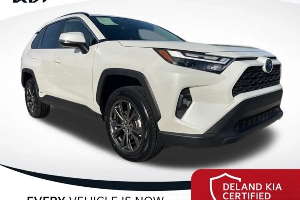 2023 Toyota RAV4 Hybrid XLE Premium photo 1