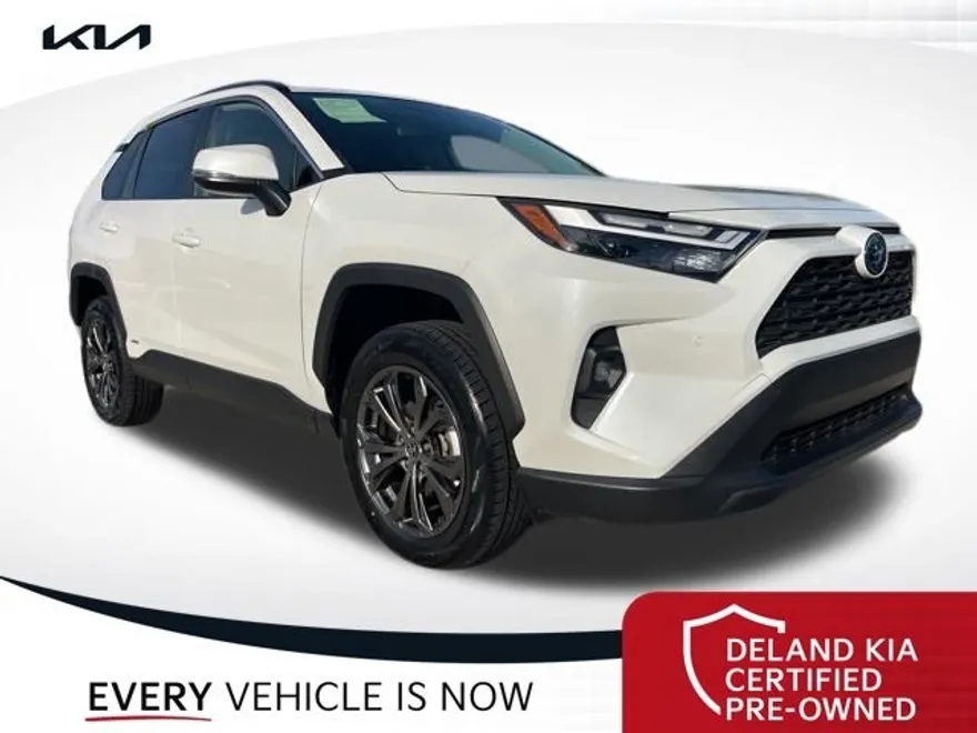2023 Toyota RAV4 Hybrid XLE Premium photo 1