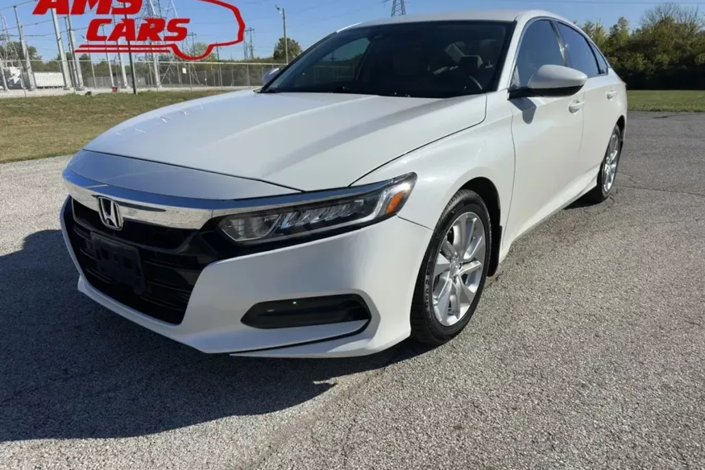 2018 Honda Accord LX photo 1