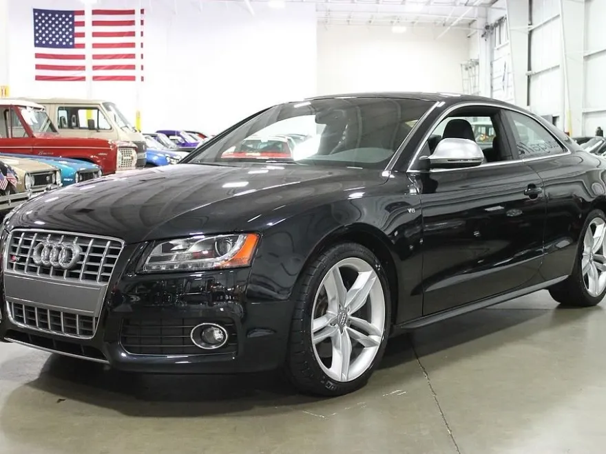 2009 Audi S5 photo 1