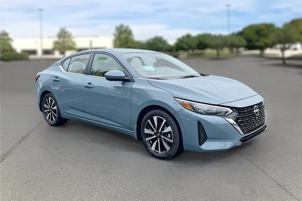 2025 Nissan Sentra SV photo 1
