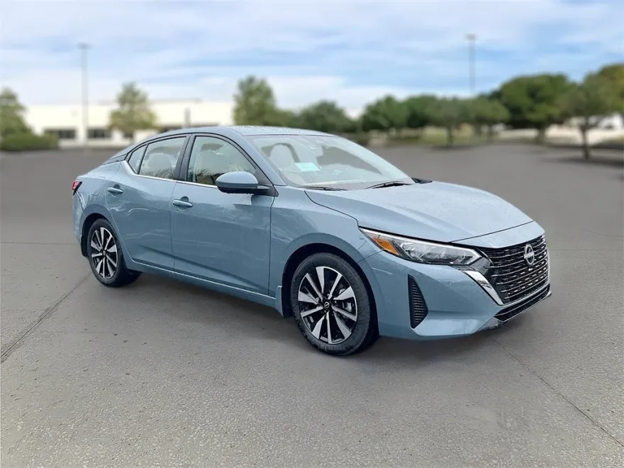 2025 Nissan Sentra SV photo 1
