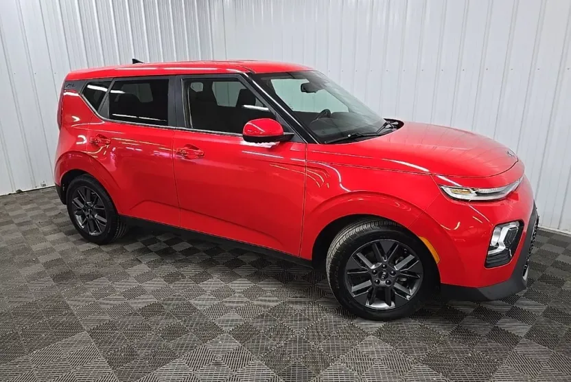 2020 Kia Soul EX photo 1