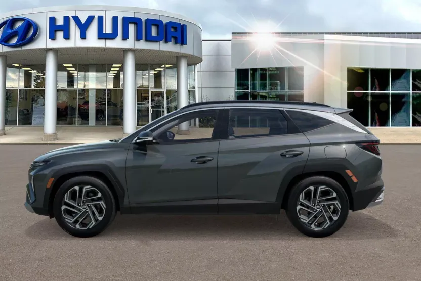 2026 Hyundai Tucson Hybrid Limited photo 1