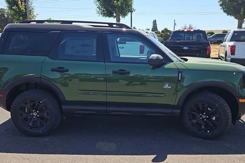 2025 Ford Bronco Sport Outer Banks photo 1