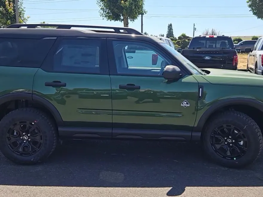 2025 Ford Bronco Sport Outer Banks photo 1