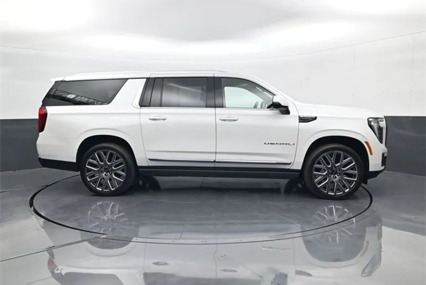 2025 Gmc Yukon XL Denali Ultimate photo 1