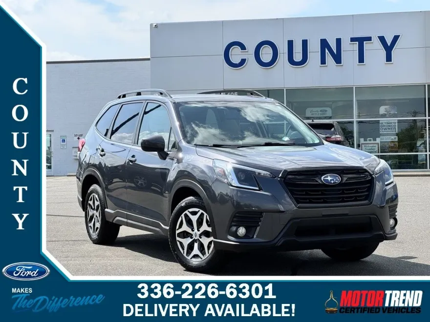 2022 Subaru Forester Premium photo 1