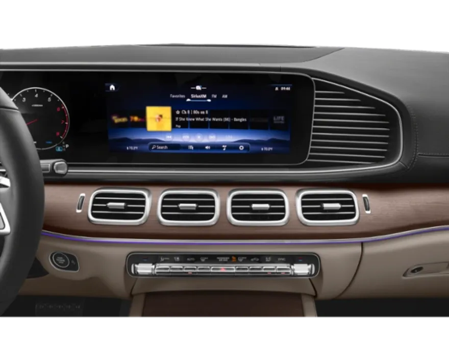 2025 Mercedes Benz GLS 450 4MATIC photo 5