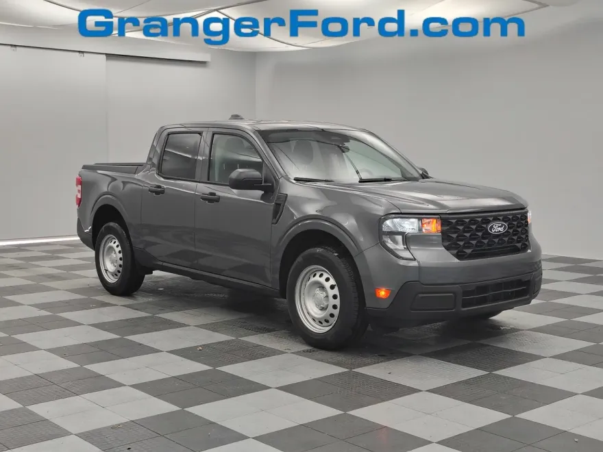 2025 Ford Maverick XL photo 1