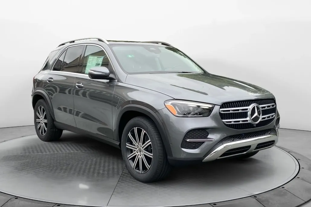 2026 Mercedes Benz GLE 450e 4MATIC photo 1