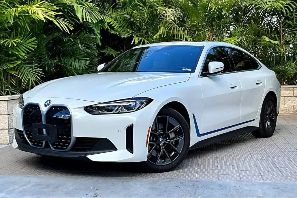 2022 Bmw i4 eDrive40 photo 1