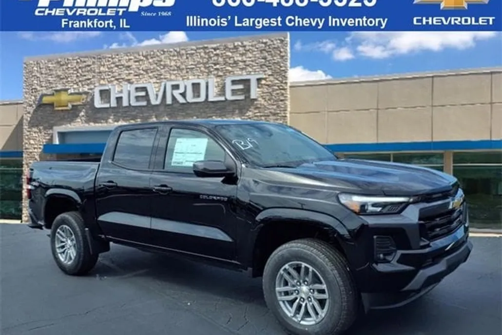 2026 Chevrolet Colorado LT photo 1