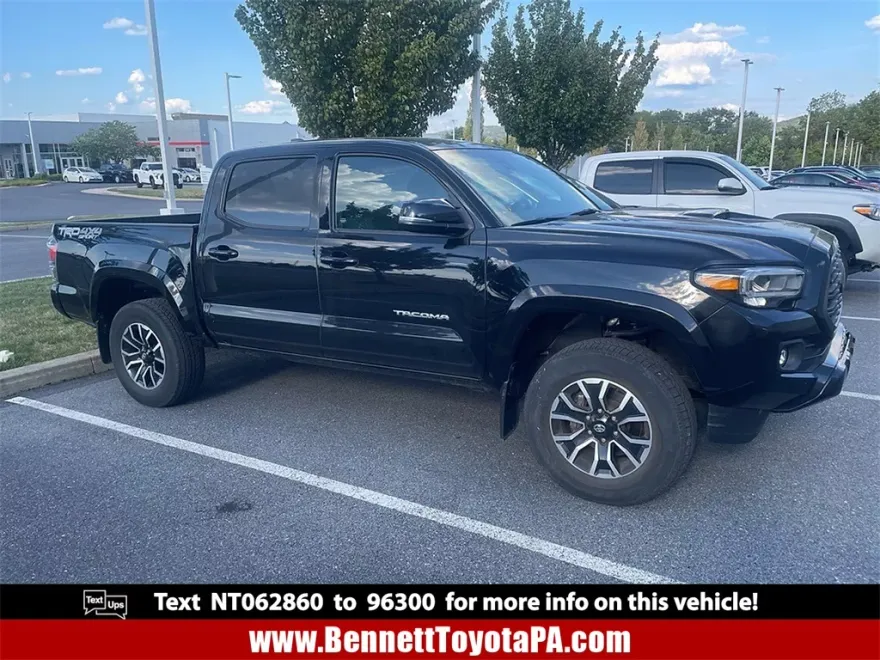 2022 Toyota Tacoma TRD Sport photo 1