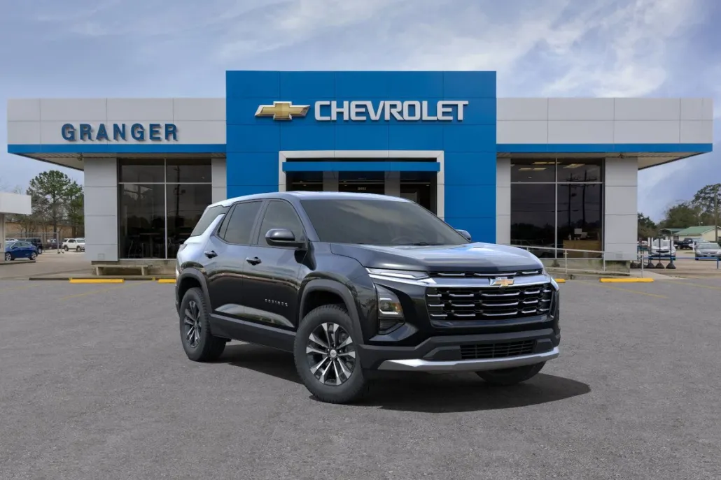 2026 Chevrolet Equinox LT photo 1