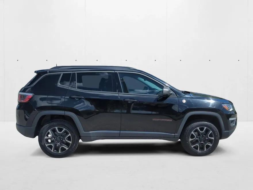 2018 Jeep Compass Trailhawk photo 1