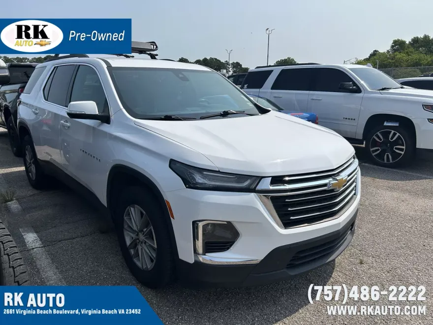 2022 Chevrolet Traverse Leather photo 1