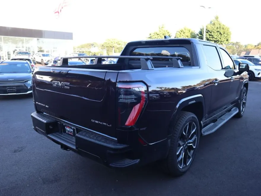 2025 Gmc Sierra EV Denali photo 1