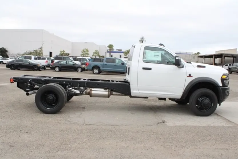 2026 Ram 5500 Tradesman photo 1