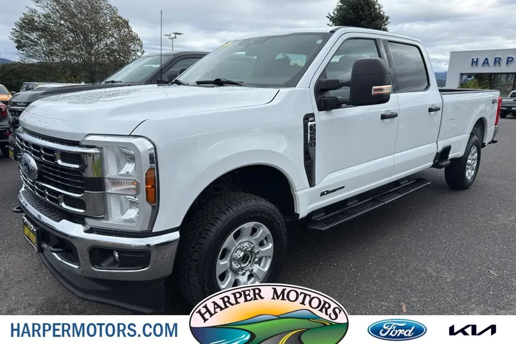 2024 Ford F-250 XLT photo 1