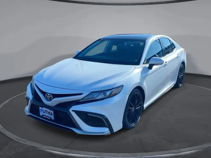2024 Toyota Camry XSE V6 photo 1