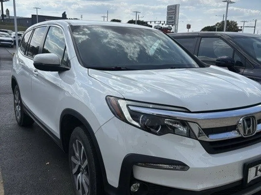 2021 Honda Pilot EX photo 1