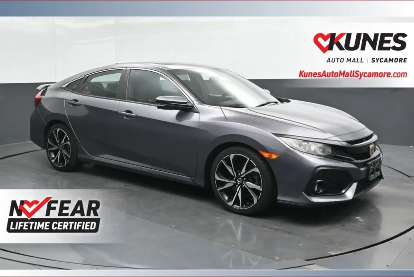 2017 Honda Civic Si photo 1