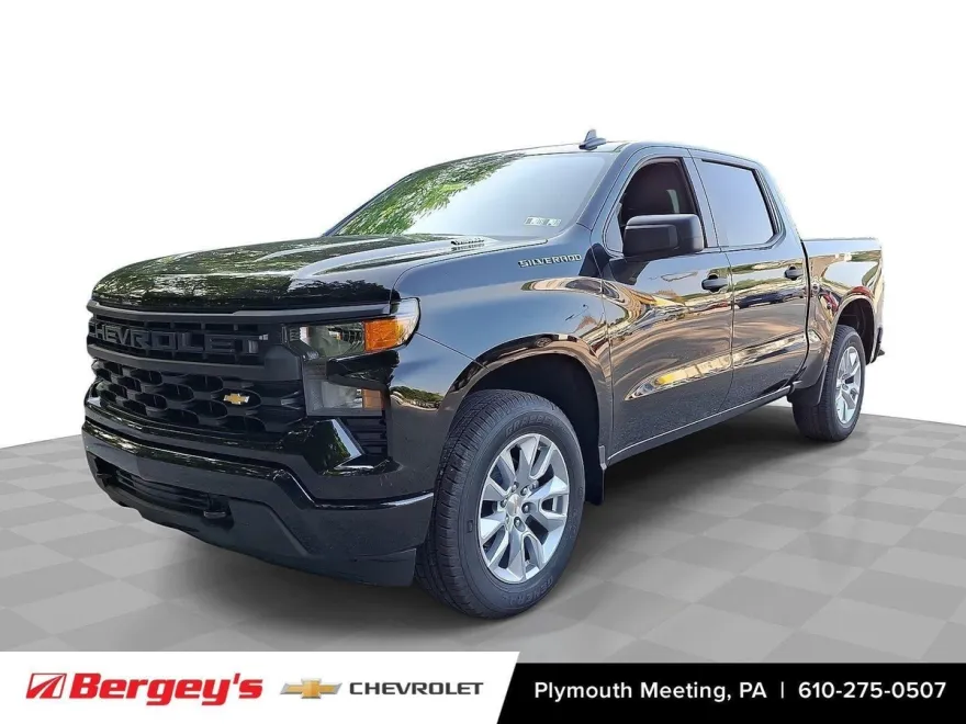 2025 Chevrolet Silverado 1500 Custom photo 1