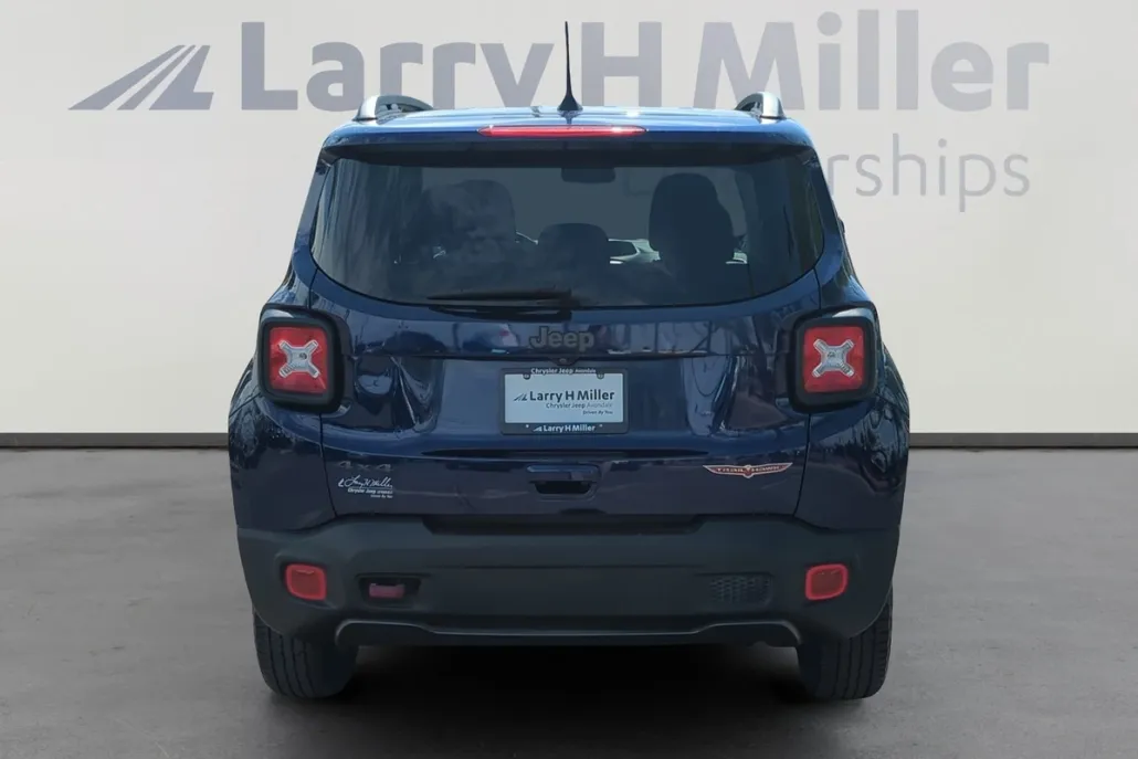 2021 Jeep Renegade Trailhawk photo 1