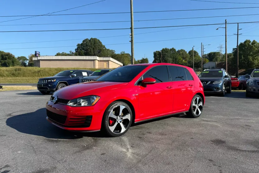 2017 Volkswagen Golf GTI S photo 1
