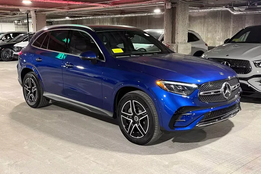 2025 Mercedes Benz GLC 300 AMG photo 1