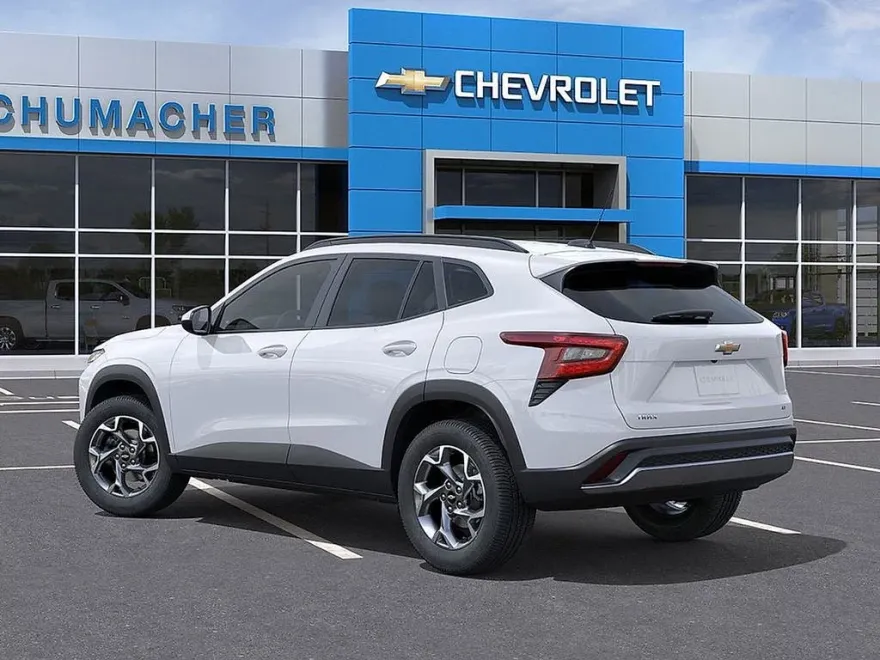 2025 Chevrolet Trax LT photo 1