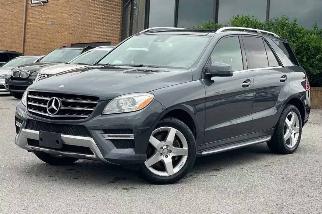 2015 Mercedes Benz ML 350 photo 1