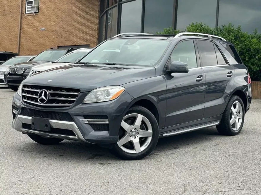 2015 Mercedes Benz ML 350 photo 1