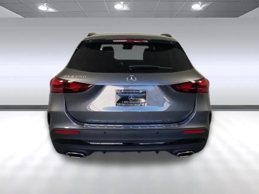 2025 Mercedes Benz GLA 250 photo 1