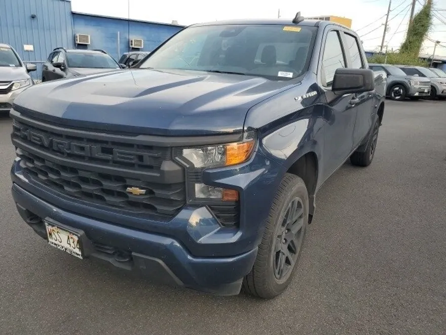 2023 Chevrolet Silverado 1500 Custom photo 1