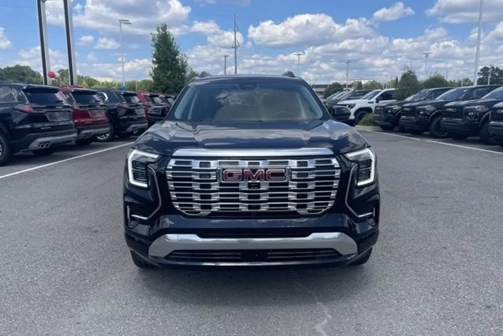 2026 Gmc Terrain Denali photo 1