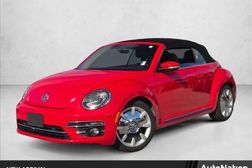 2019 Volkswagen Beetle S Convertible photo 1