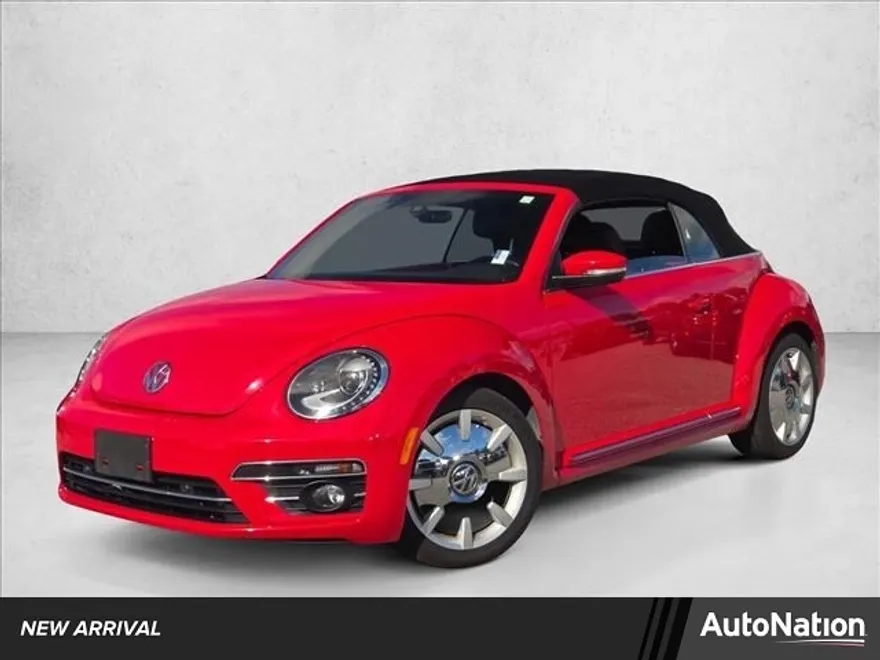 2019 Volkswagen Beetle S Convertible photo 1