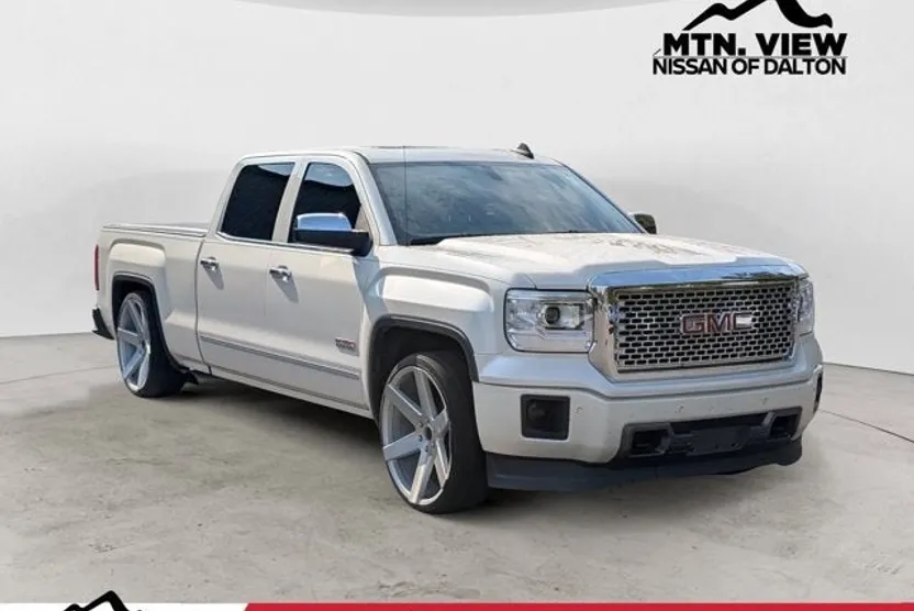 2015 Gmc Sierra 1500 SLT photo 1