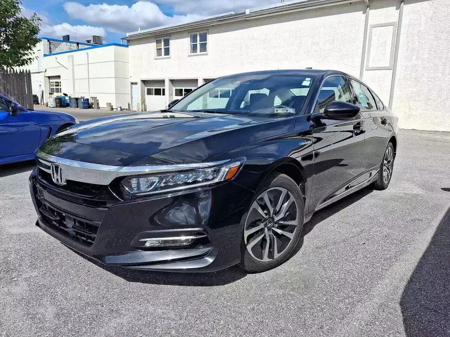 2020 Honda Accord Hybrid EX photo 1