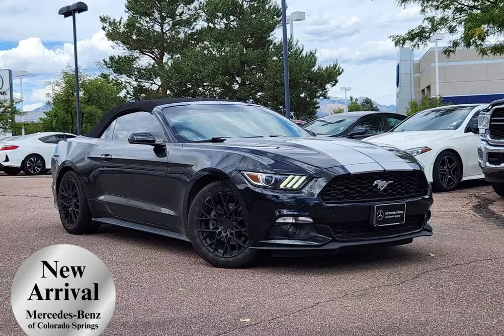 2017 Ford Mustang EcoBoost Premium Convertible photo 1