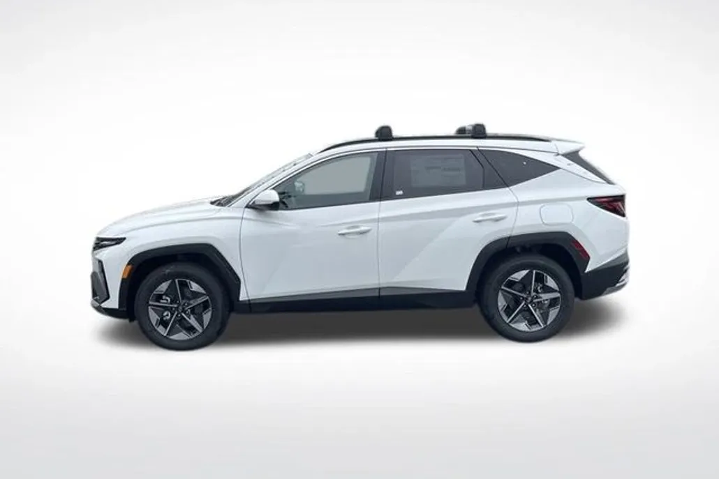 2025 Hyundai Tucson SEL photo 1