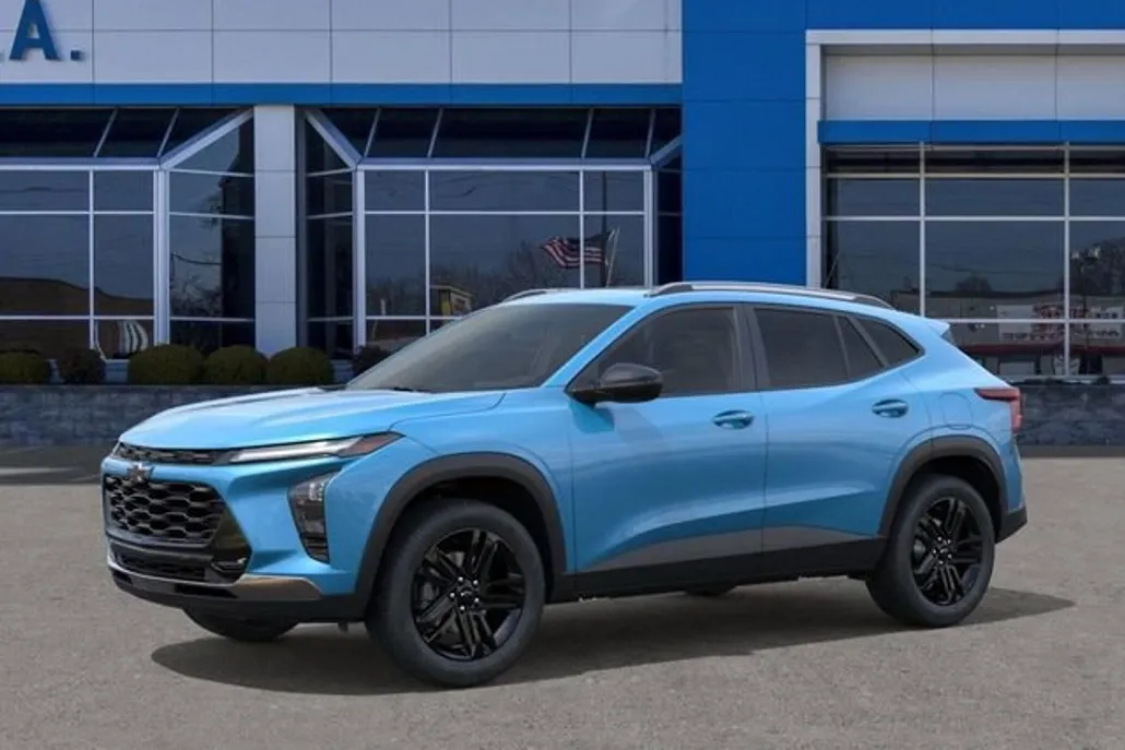 2025 Chevrolet Trax ACTIV photo 1